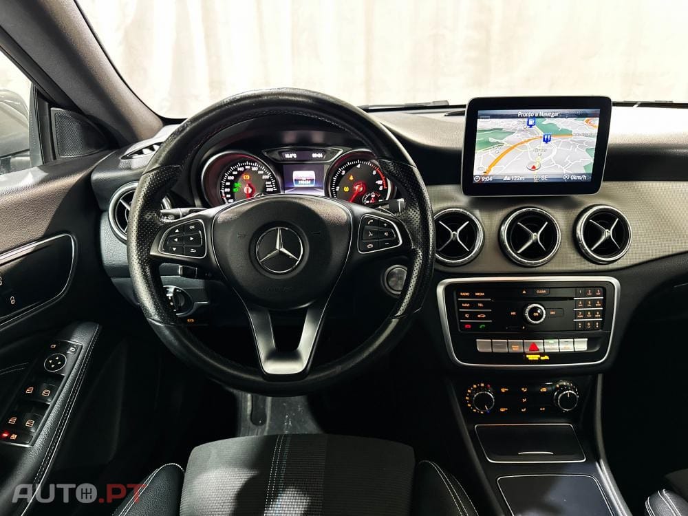 Mercedes-Benz CLA 200 d 4Matic 7G-DCT UrbanStyle Edition