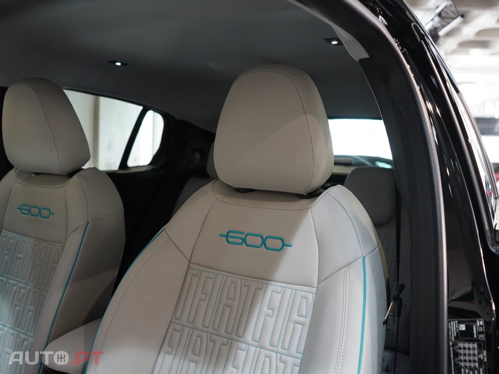 Fiat 600e 54 kWh La Prima