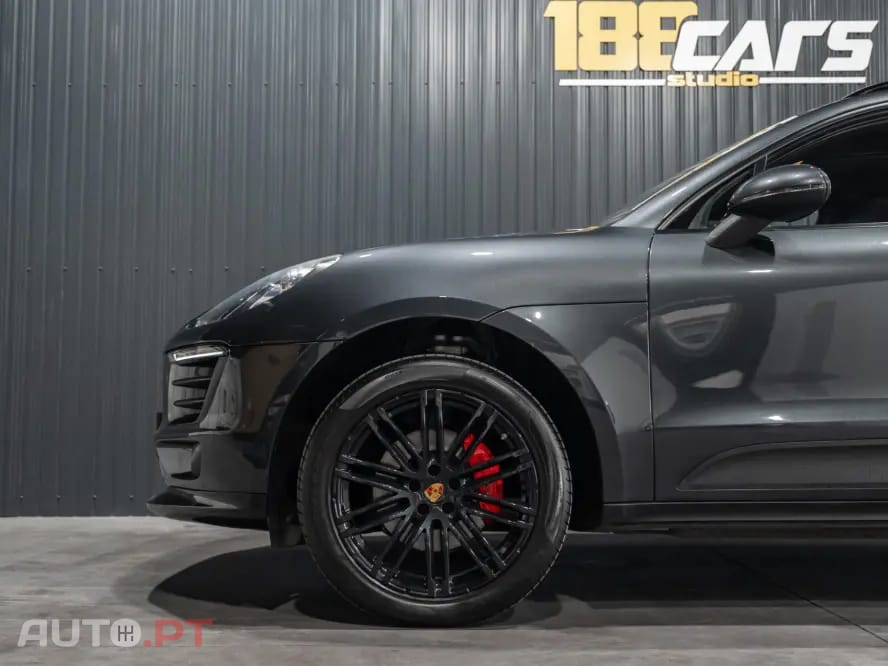 Porsche Macan PDK