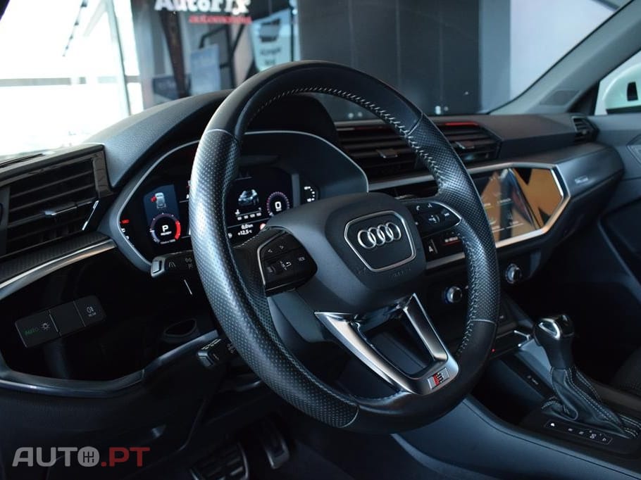 Audi Q3 35 TDI S line S tronic