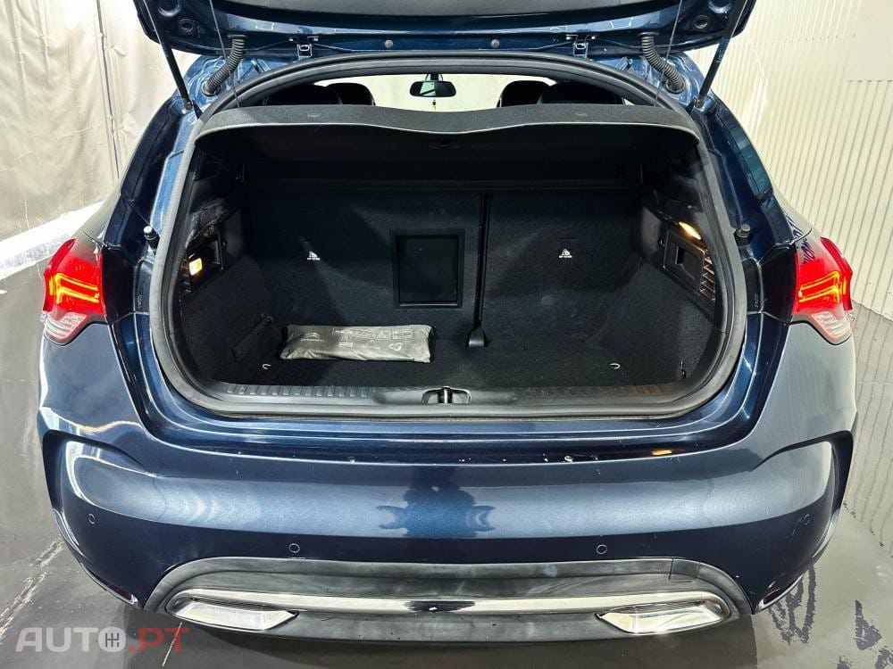 Citroen DS4 1.6 BlueHDi So Chic EAT6 J18