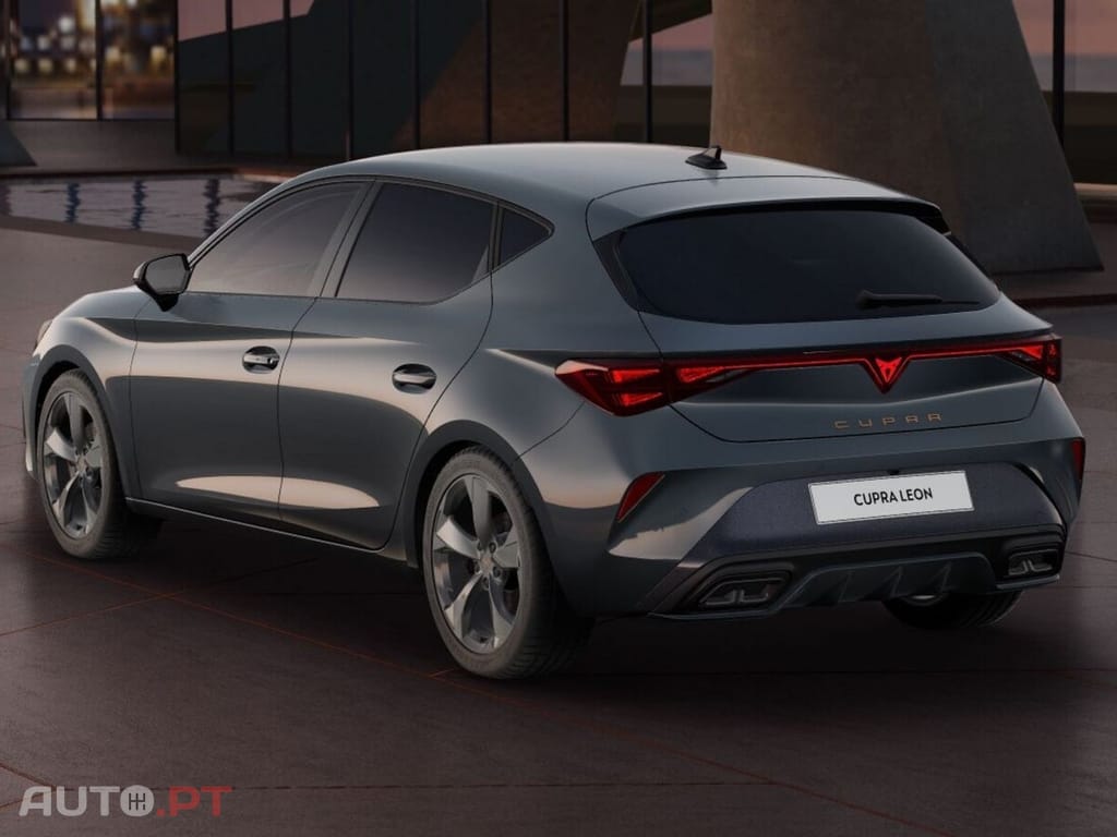 Cupra Leon 1.5 E TSI 150 CV EDGE 10KM