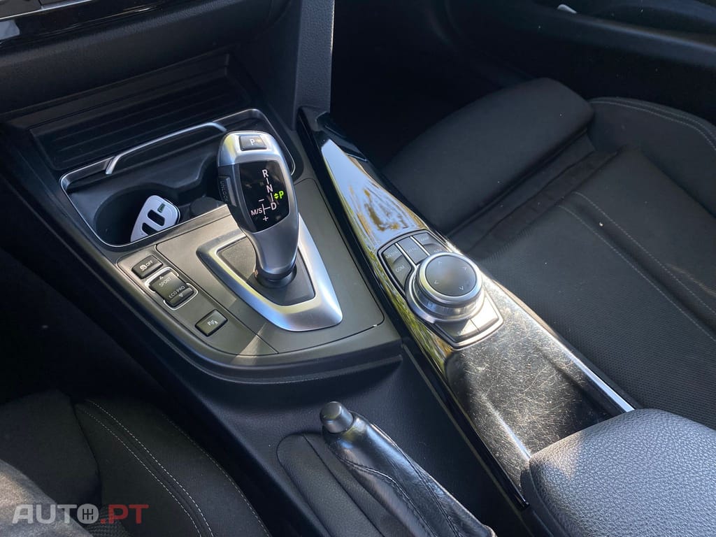 BMW 318 d Line Sport Auto
