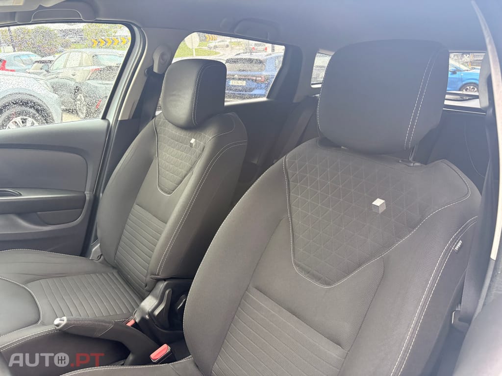 Renault Clio Sport Tourer 0.9 TCE Limited