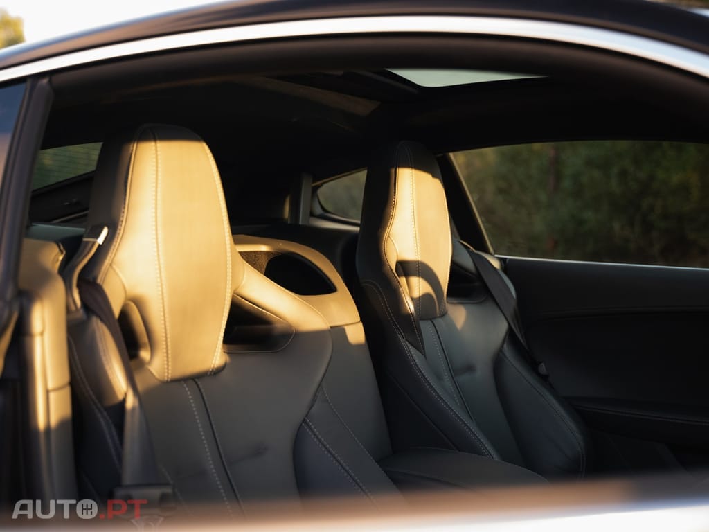 Jaguar F-Type 3.0 V6 S/C Auto