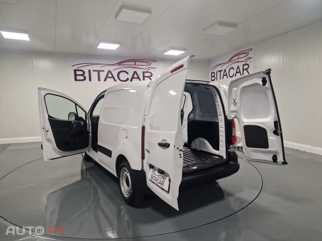 Citroen Berlingo 1.6 BLUEHDI IVA DEDUTIVEL APENAS 15.000KMS