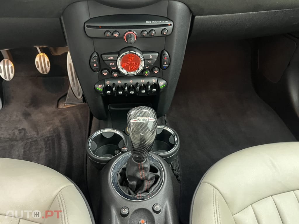 MINI Cooper John Cooper Works