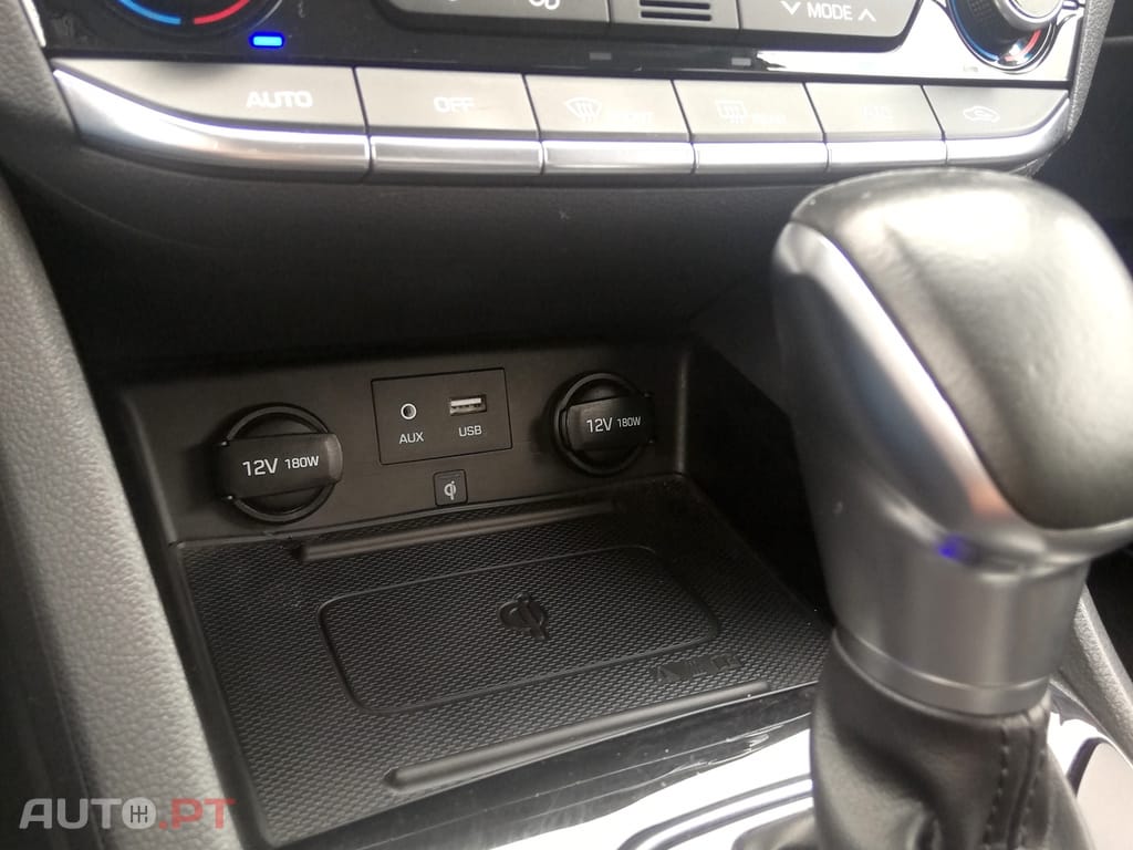 Hyundai Ioniq 1.6 GDI Hybrid Tech