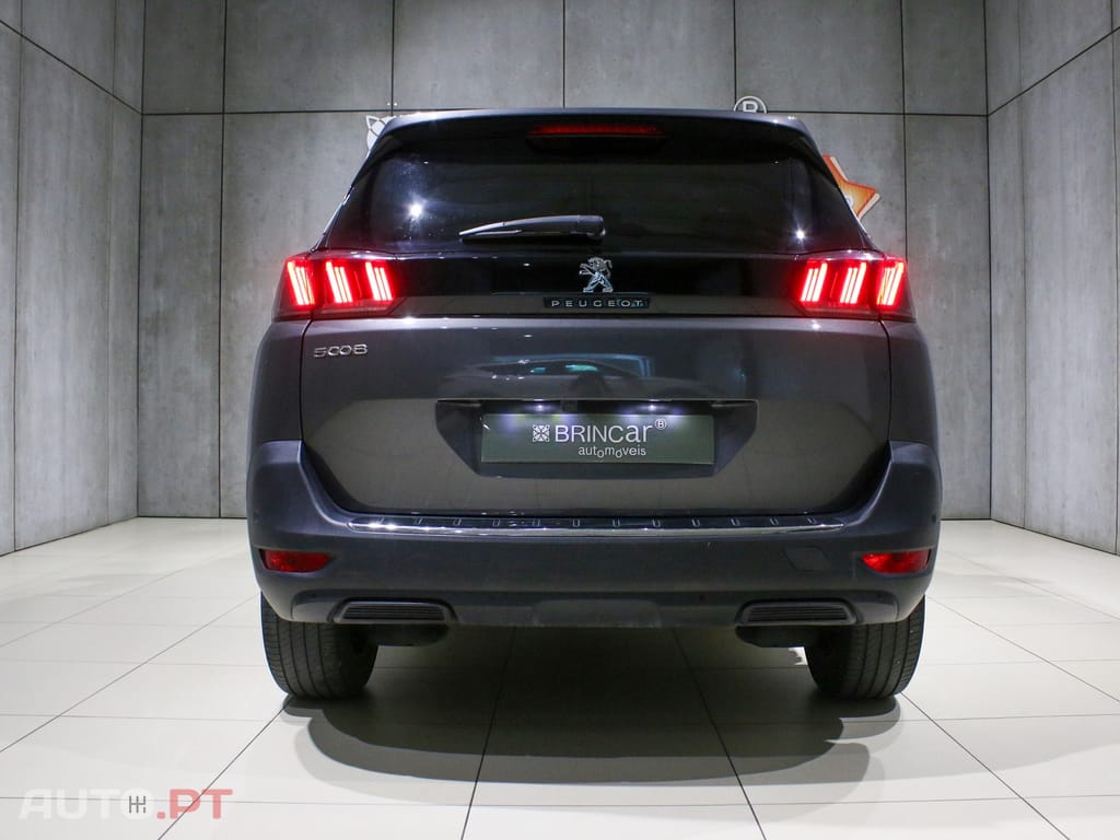 Peugeot 5008 1.2 PureTech Allure EAT8