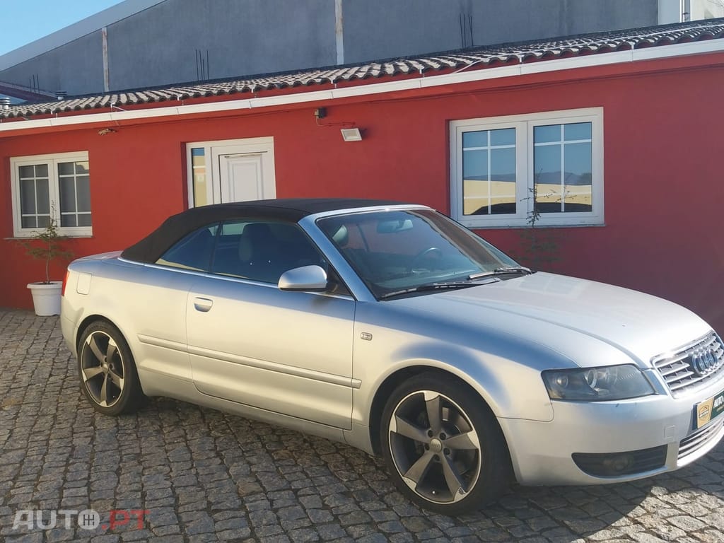 Audi A4 Cabrio 2.4 S-line