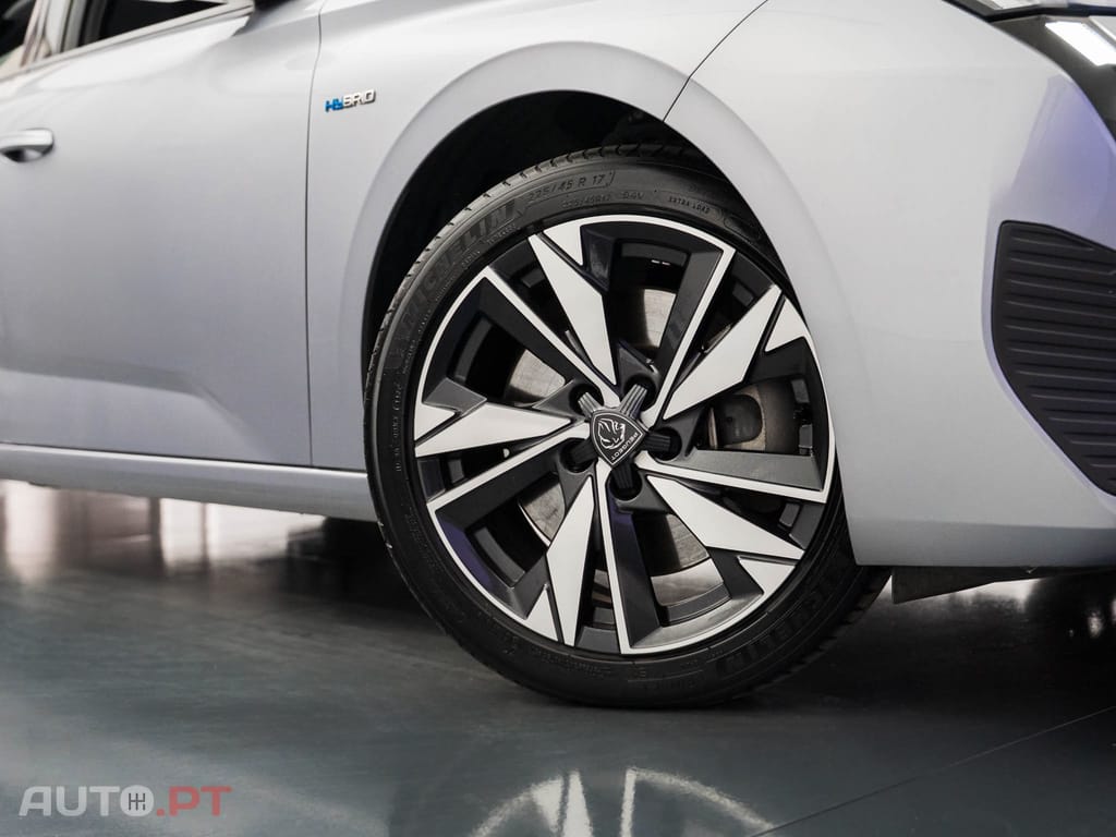 Peugeot 308 SW 1.6 Hybrid Active Pack e-EAT8