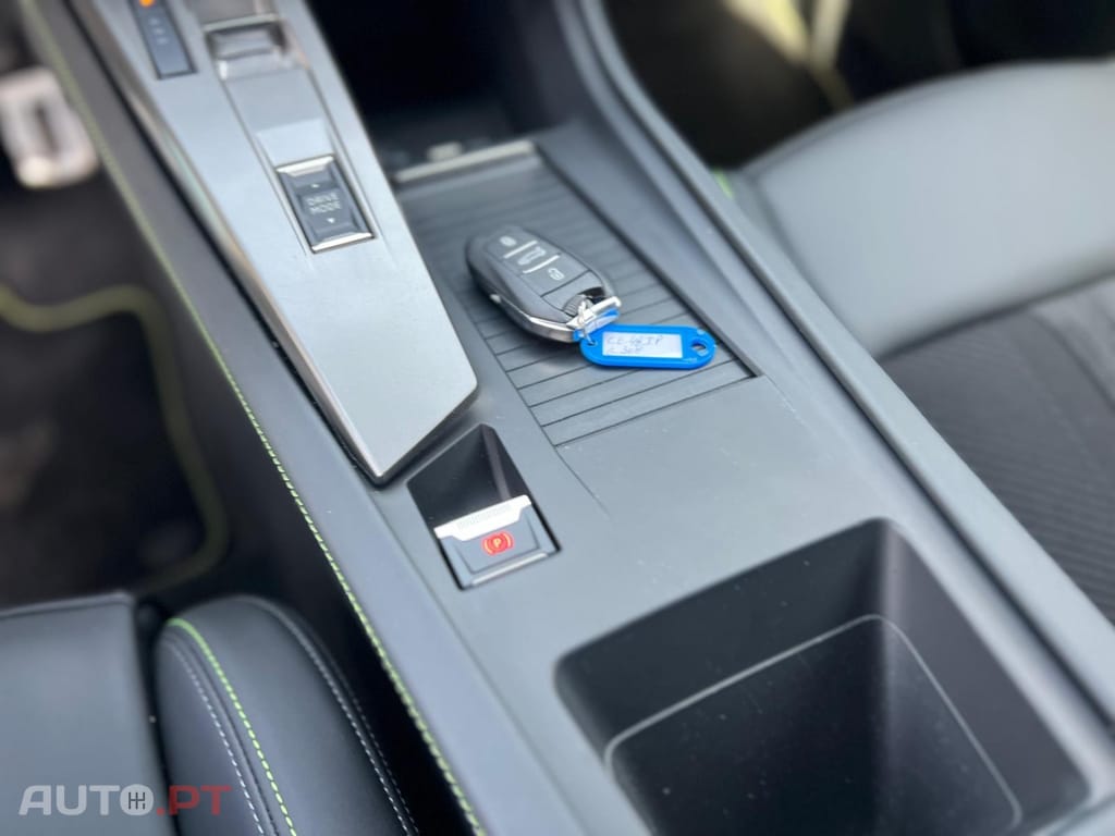 Peugeot E-308 54 kWh GT