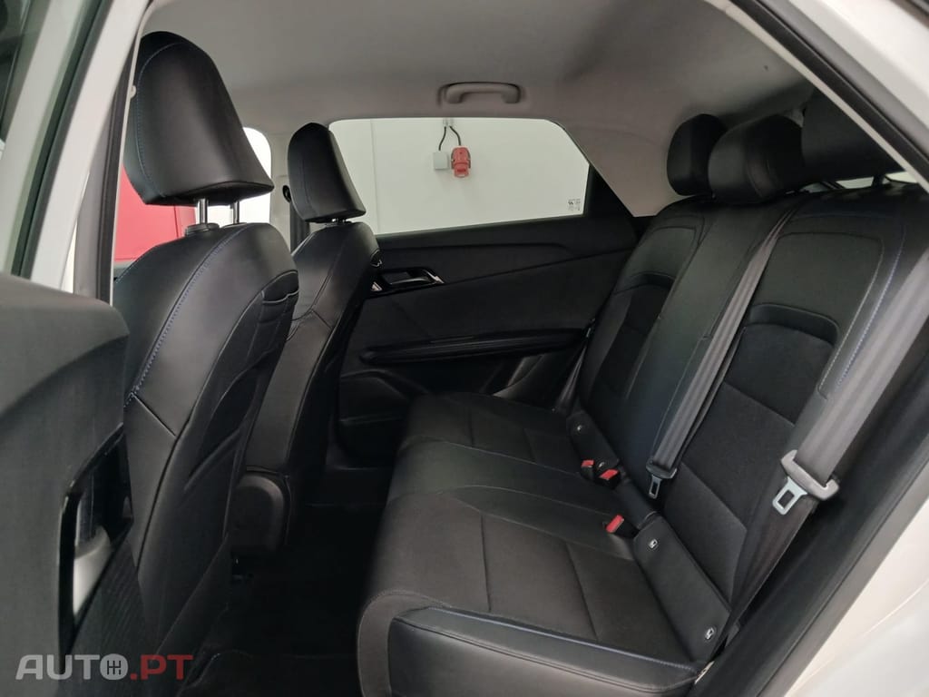 MG MG4 64 kWh Luxury