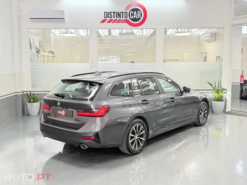 BMW 320 d Touring xDrive Line Sport Auto