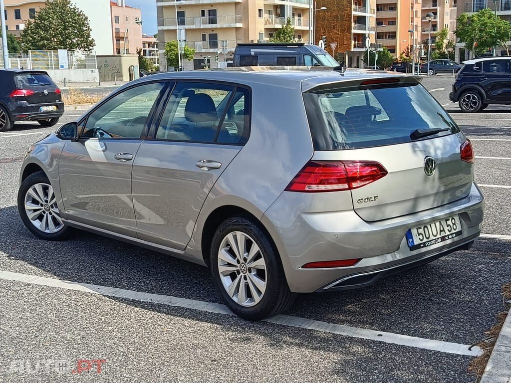 Volkswagen Golf 1.6 TDi Confortline