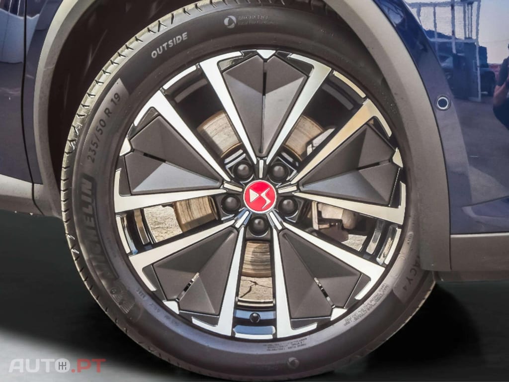 DS DS7 Crossback E-TENSE PERFORMANCE LINE +