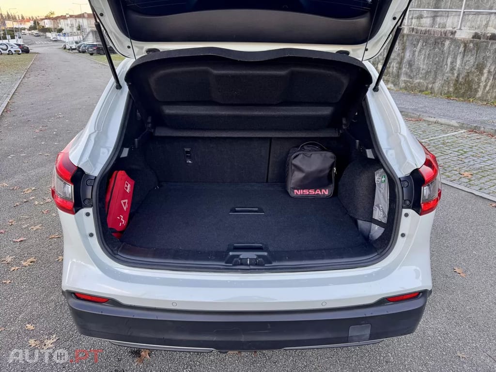 Nissan Qashqai 1.2 DIG-T Tekna Premium Bose