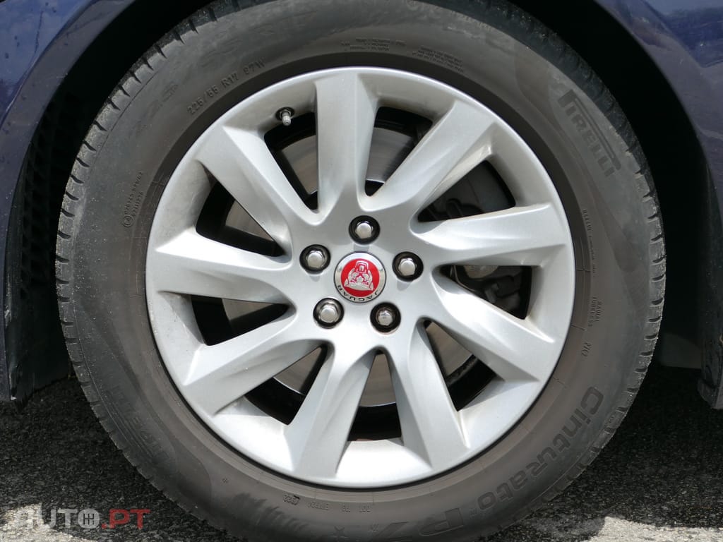 Jaguar XF 2.0 D Prestige Aut.