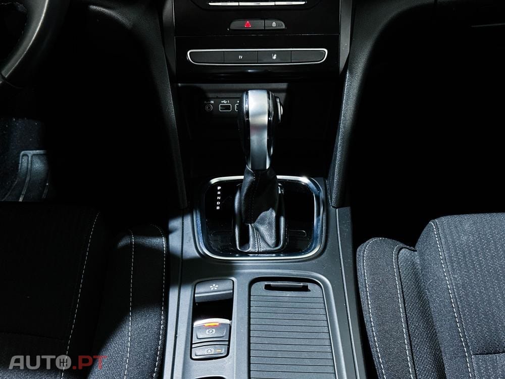 Renault Mégane E-Tech Plug-in Hybrid Business