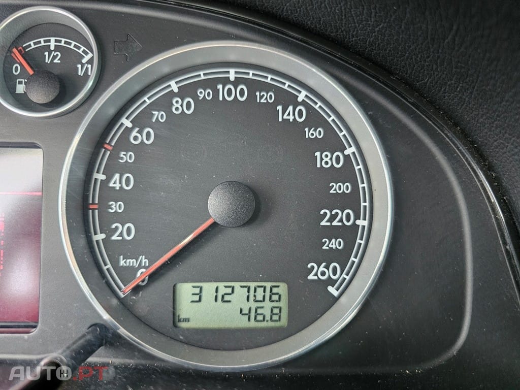 Volkswagen Passat Variant 1.9 TDi Confortline 6V