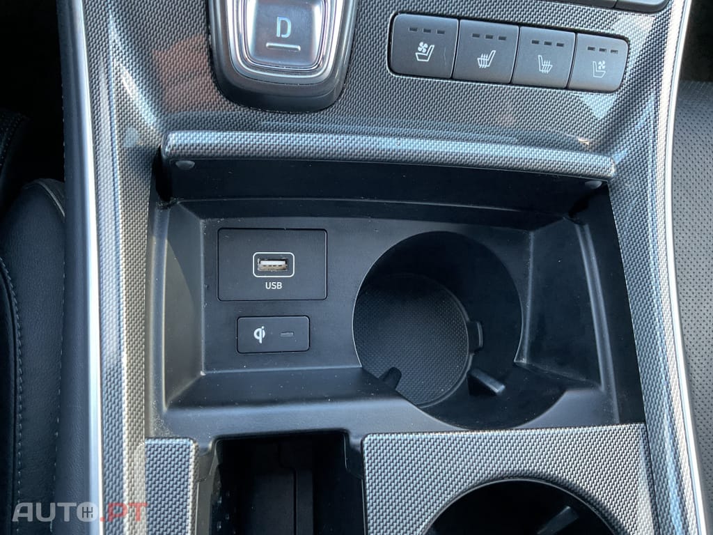 Hyundai Santa Fe 2.2 CRDi Vanguard+Luxury Pack