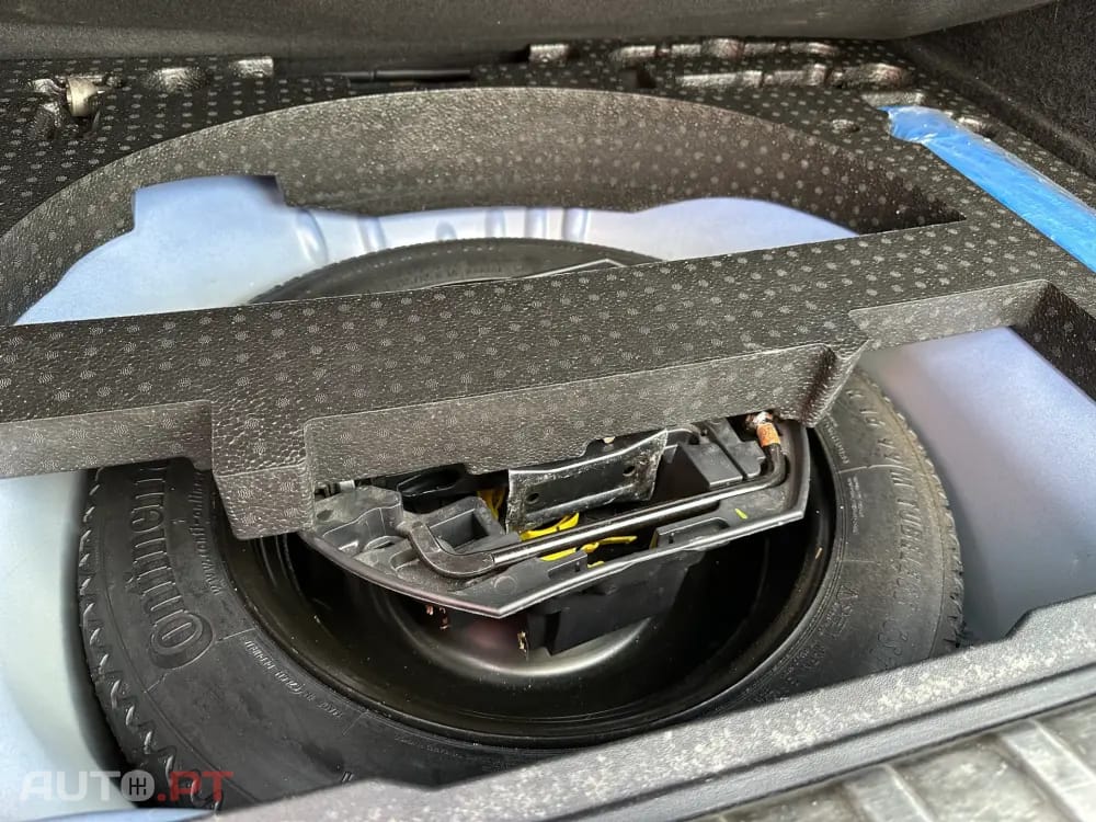 Peugeot 2008 1.6 e-HDi Allure