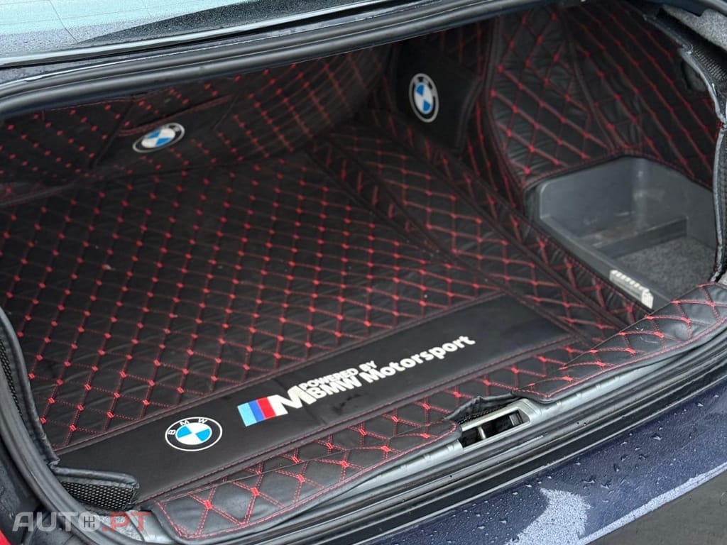BMW 320 d Auto
