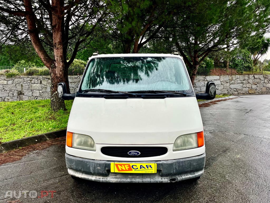 Ford Transit 7 lugares