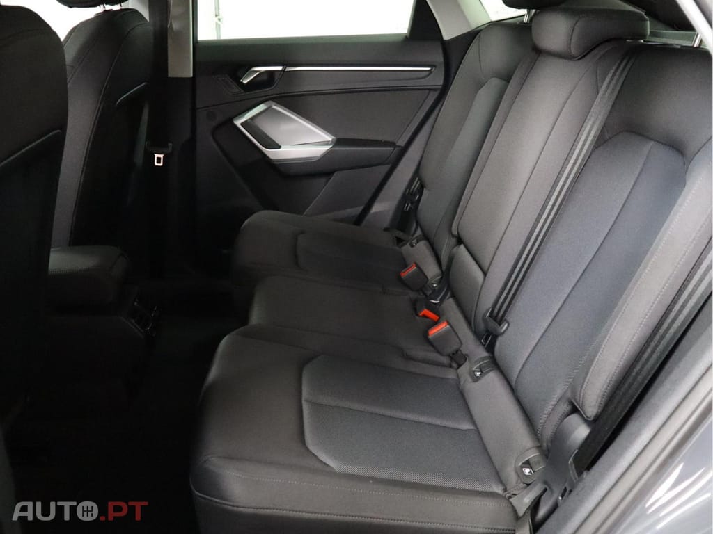 Audi Q3 45 TFSIe S tronic