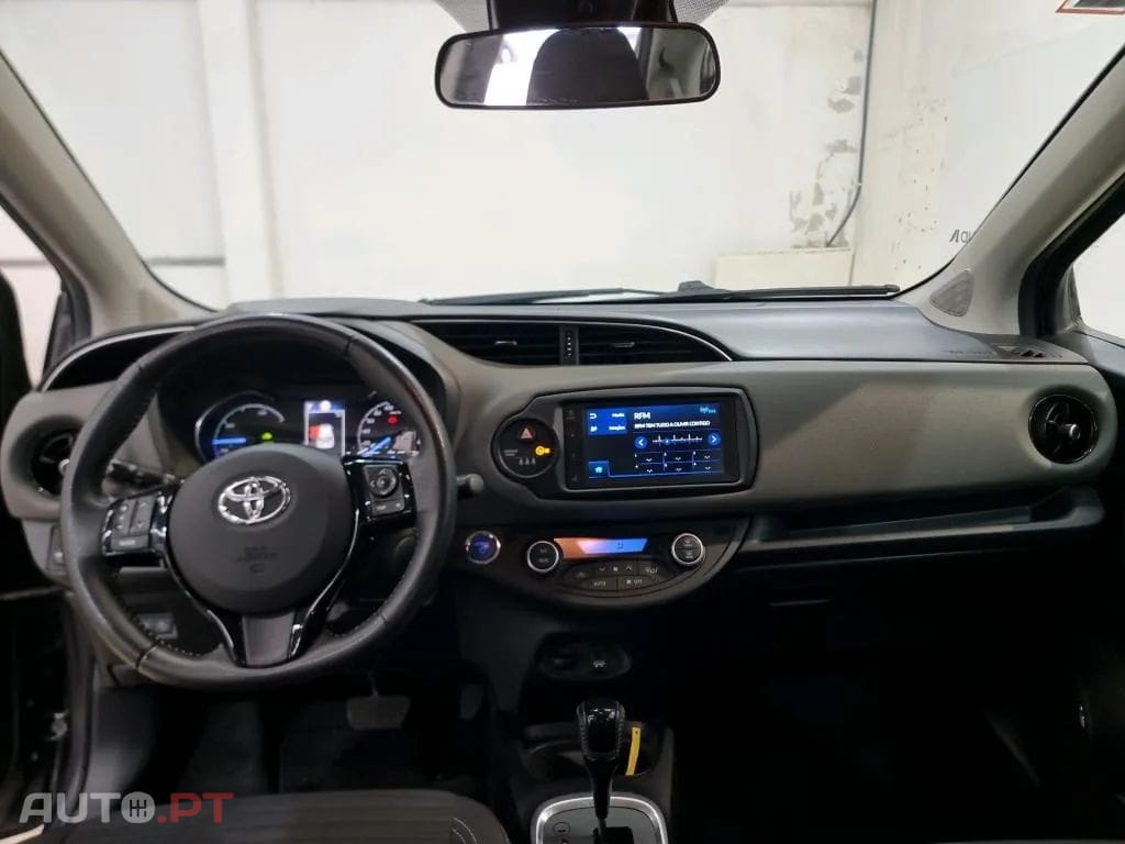 Toyota Yaris 1.5 HSD Comfort
