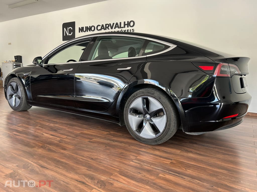 Tesla Model 3 Long-Range Dual Motor AWD