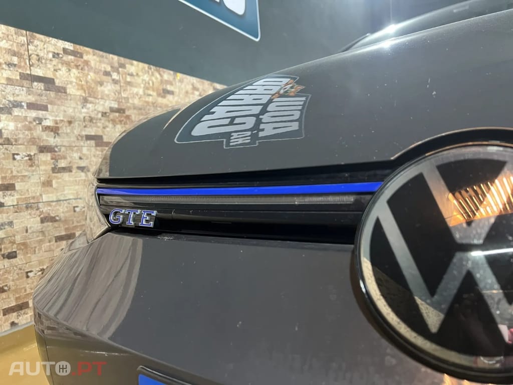 Volkswagen Golf VIII 1.4 GTE Plug-in Hybrid