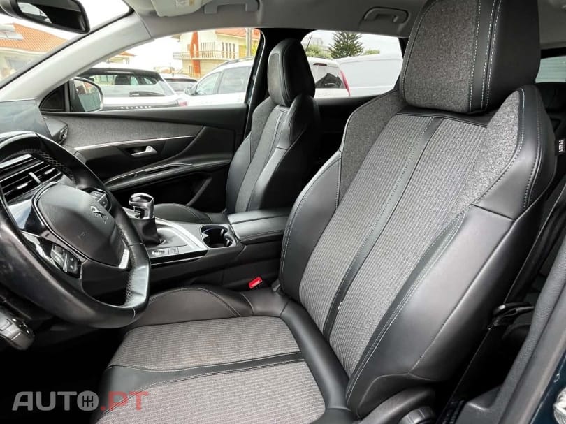Peugeot 3008 1.5 BlueHDi Allure Pack