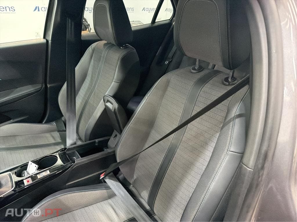 Peugeot 2008 1.5 BlueHDi Allure
