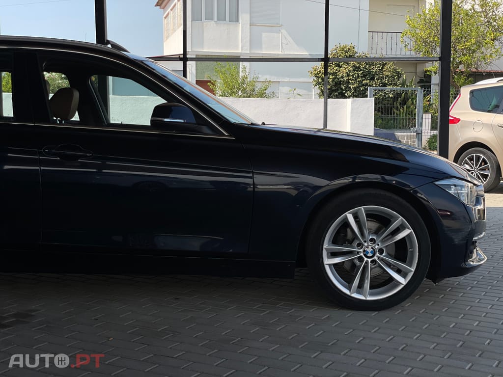 BMW 320 d Touring Line Luxury Auto