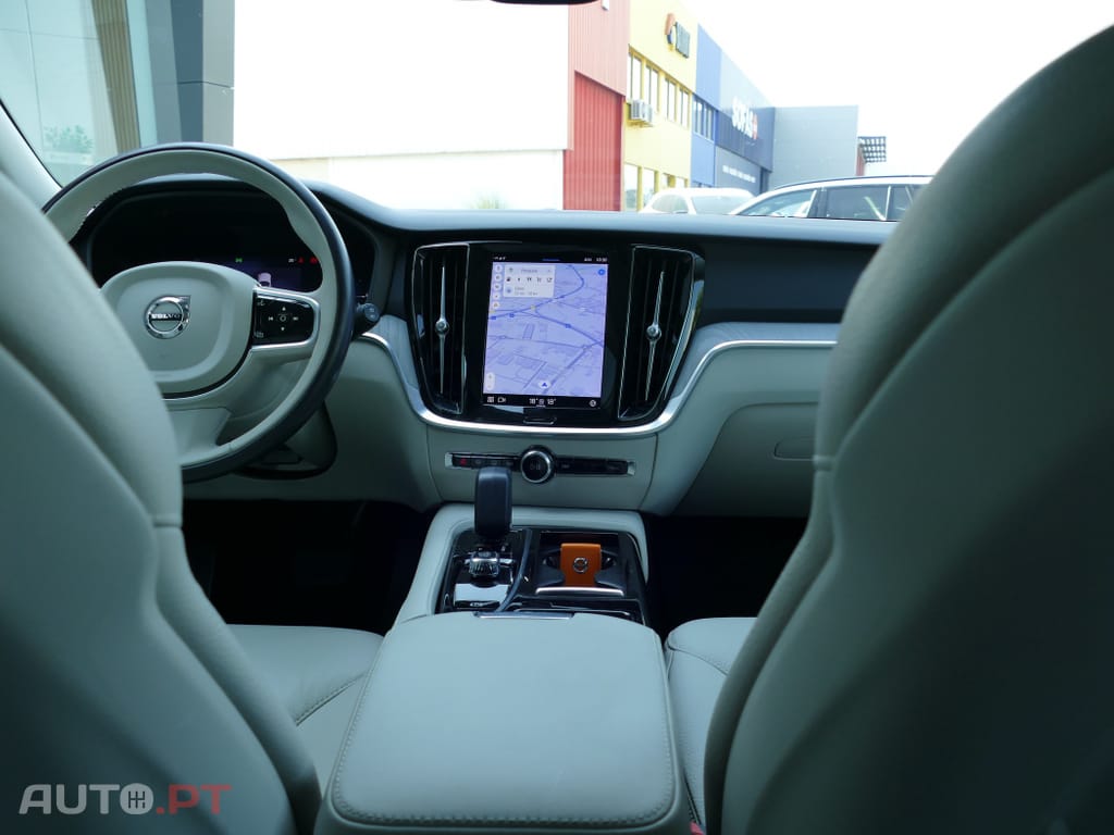 Volvo V60 2.0 T6 AWD TE Core