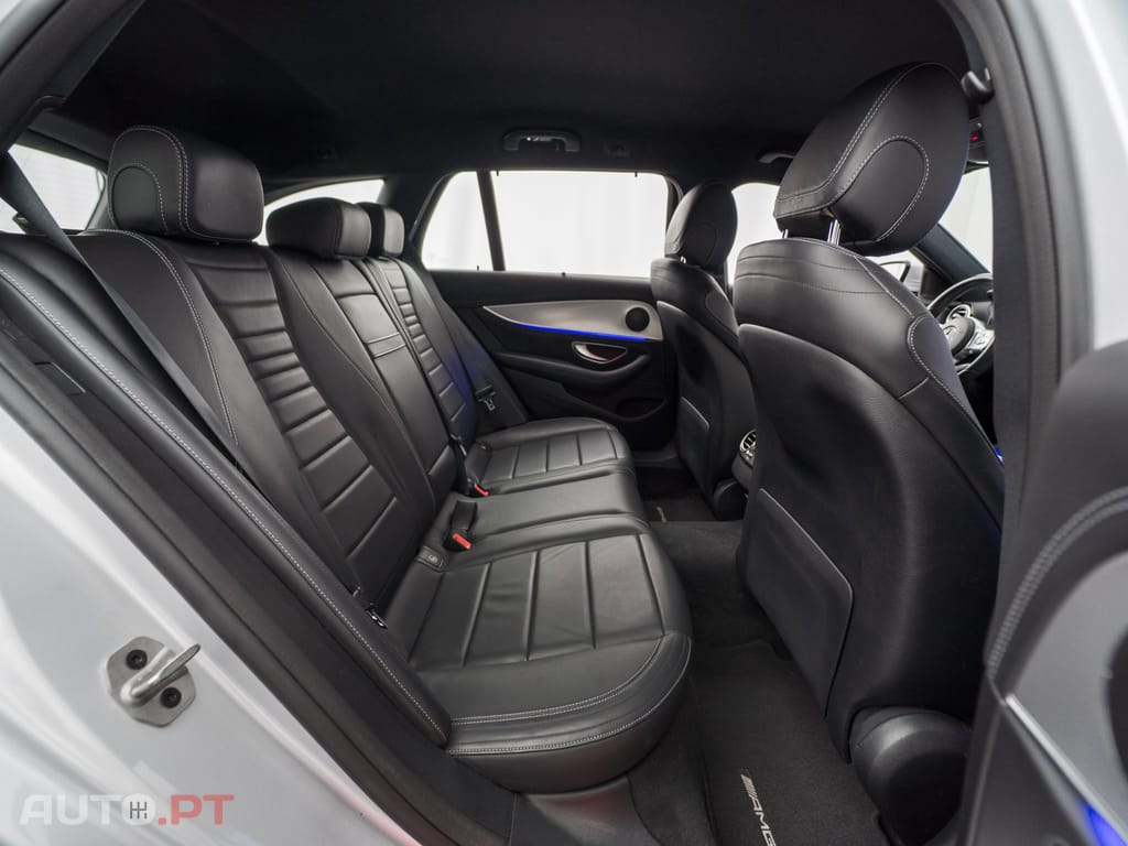 Mercedes-Benz E 300 de AMG Line