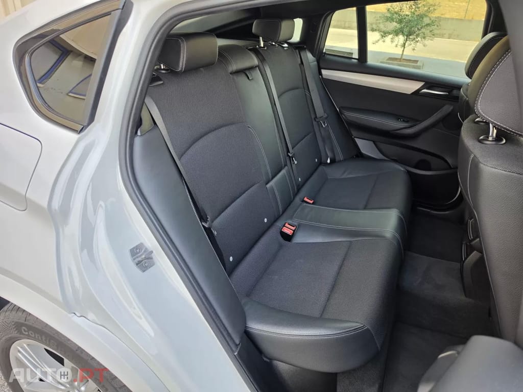 BMW X4 20 d xDrive Pack M