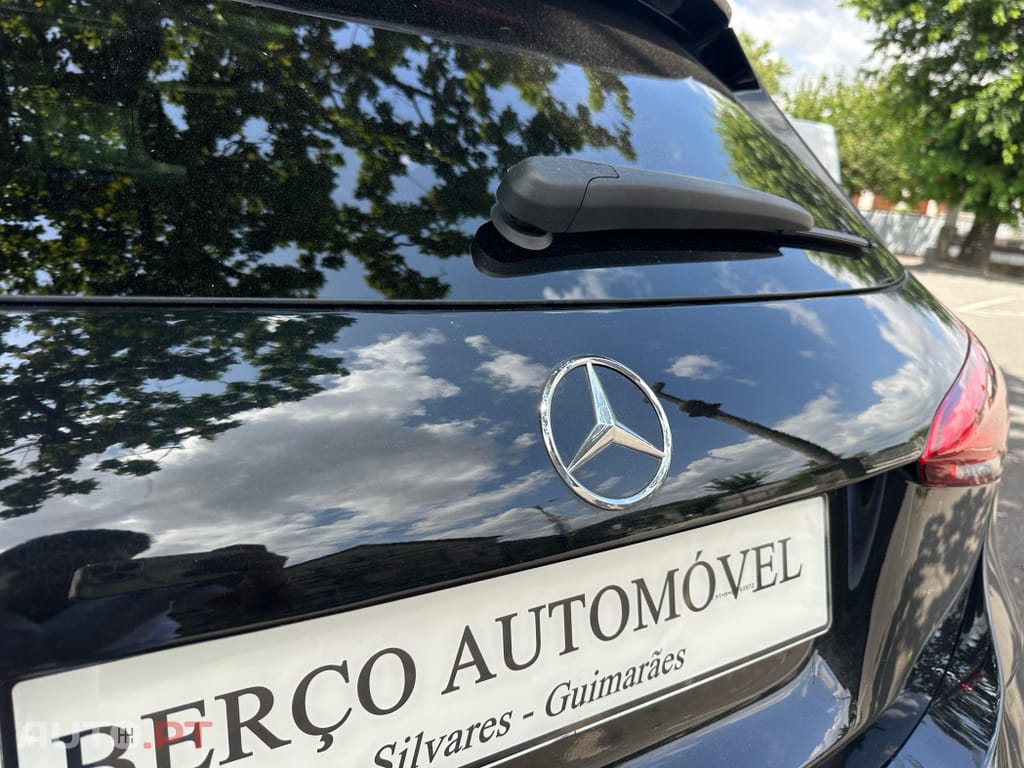 Mercedes-Benz A 250 e AMG Line