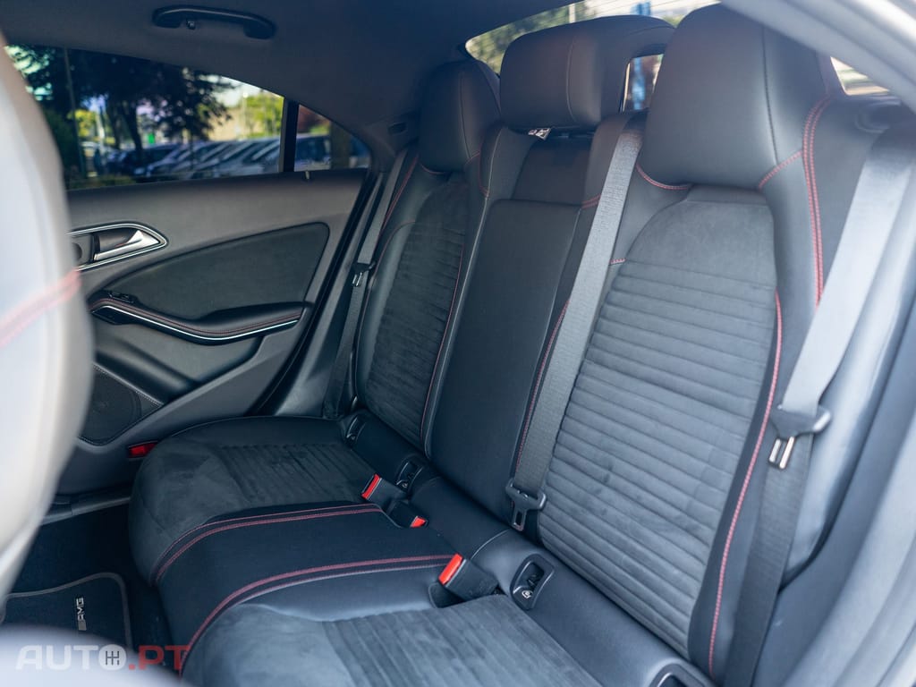 Mercedes-Benz CLA 180 d AMG Line