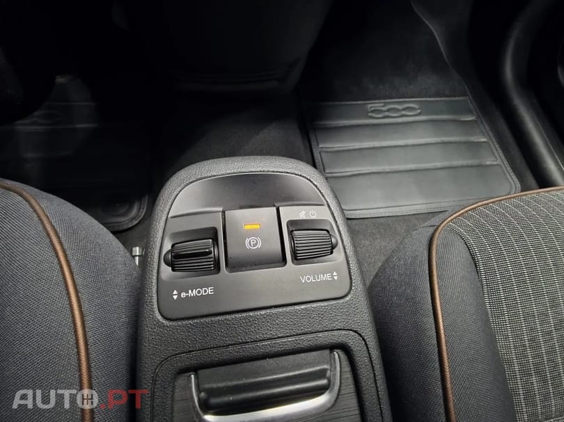 Fiat 500e 42 kWh Icon