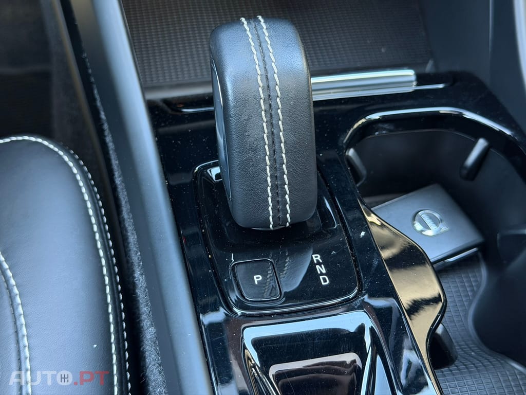 Volvo XC40 1.5 T4 PHEV R-Design