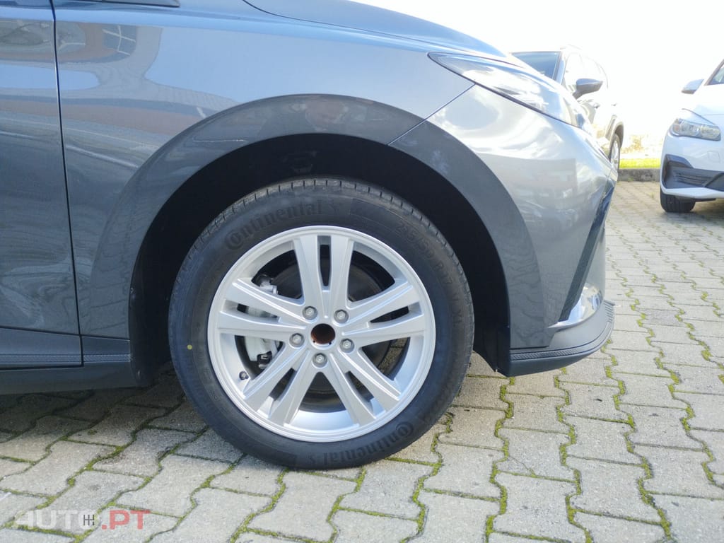 MG MG4 51 kWh Standard