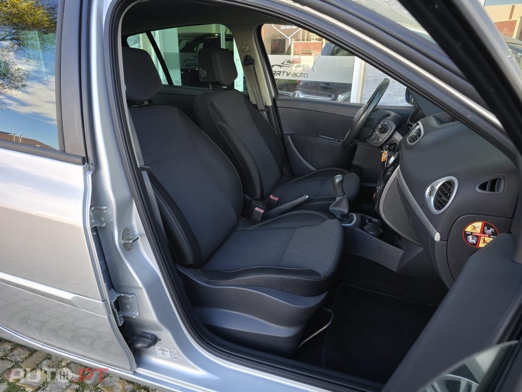 Renault Clio 1.2 16V Dynamique S