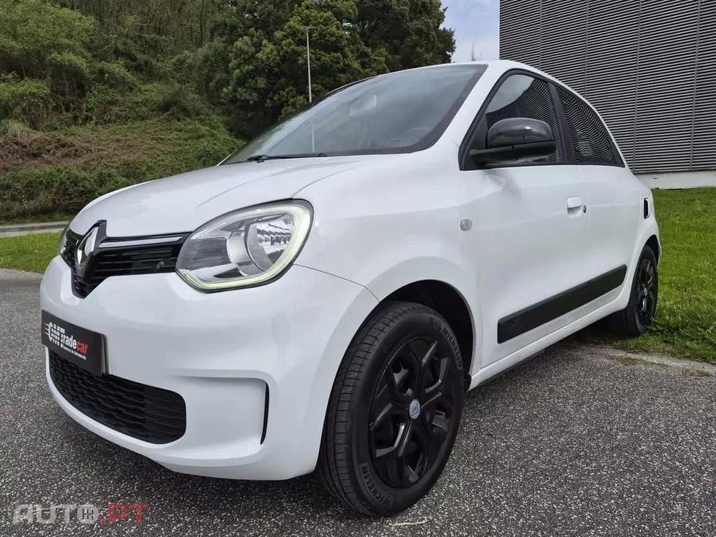 Renault Twingo Z.E. 22 Intens