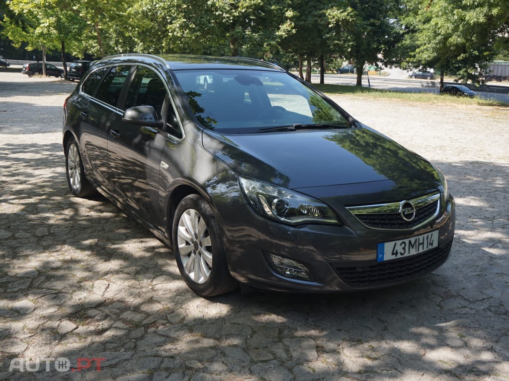 Opel Astra Sports Tourer Cosmo 1.7 CDTI
