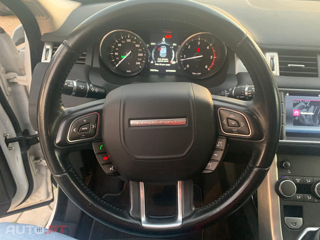 Land Rover Evoque 2.0 eD4 SE Dynamic