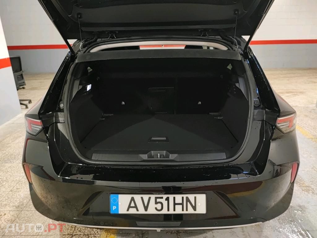 Opel Astra 1.5 D Elegance