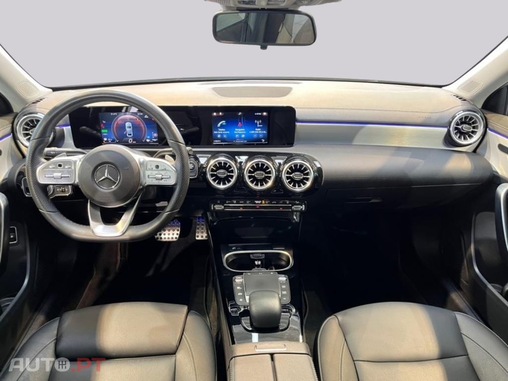 Mercedes-Benz A 250 e Limousine AMG I.V.A DEDUTÍVEL 
