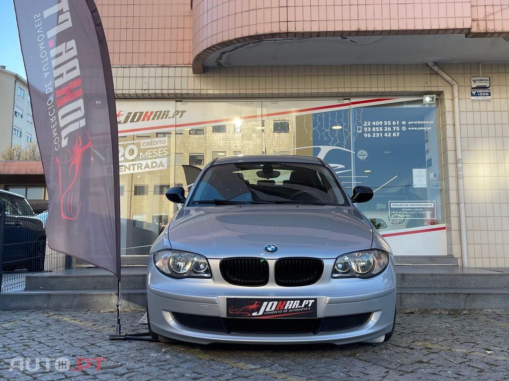 BMW 116 D Line Sport - (Nacional)